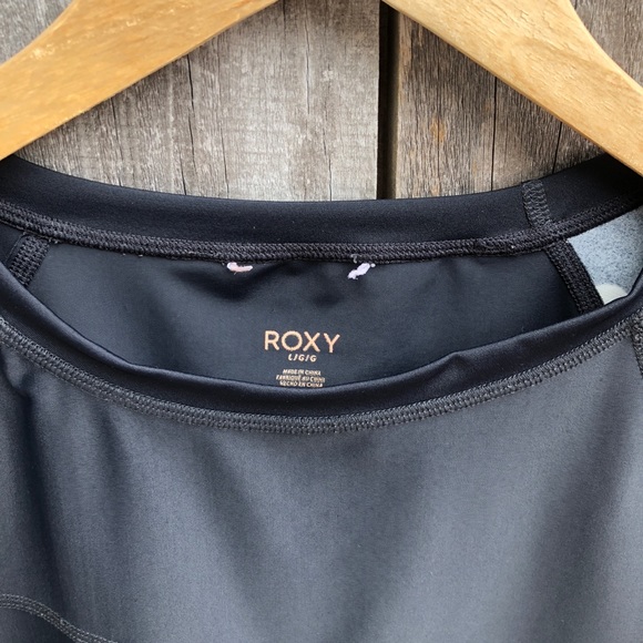 Roxy | Workout | Top | Polka Dots - Picture 2 of 5